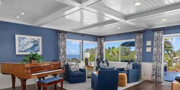2122 Del Mar Heights Road
