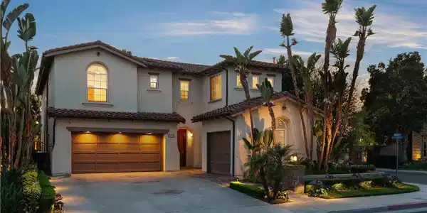 19055 Redford Lane