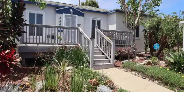 2328 LUCERNE DRIVE