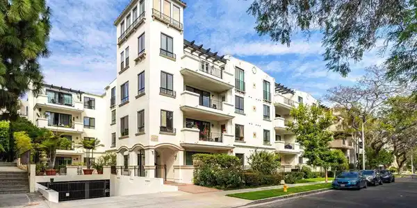 1530 Camden Avenue