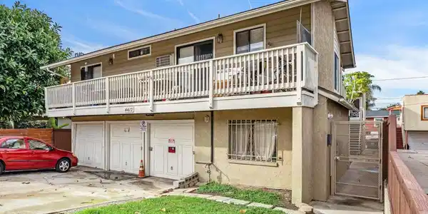 4412 Arizona