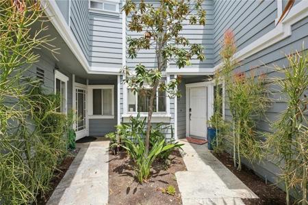 306 San Nicholas Court