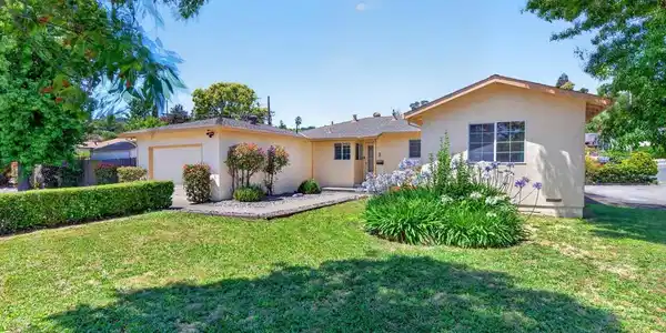 3 Bergwall Way