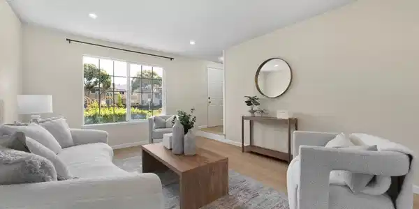 4243 Comet Circle