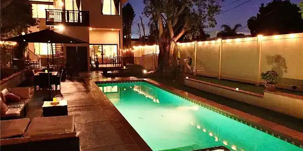 341 S Meadows