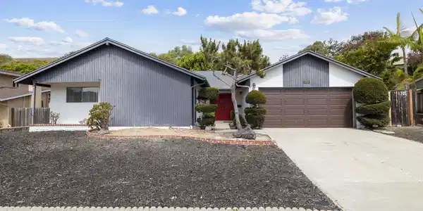 4809 Kelly Dr.