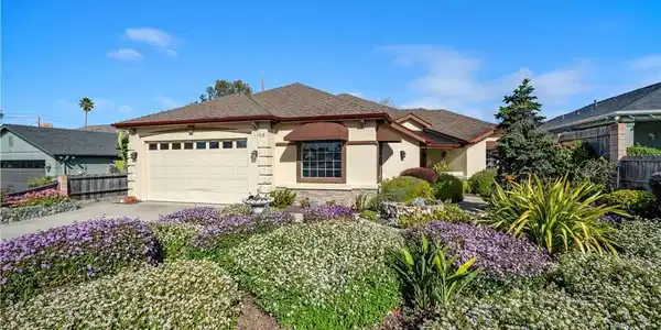 1103 Rose Court