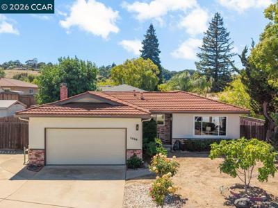 1236 Rolling Hill Ct