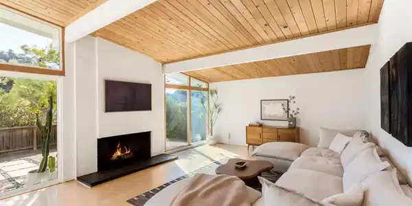 3084 Cranbrook Court