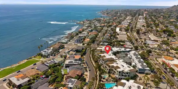 5470 La Jolla Boulevard