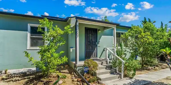 4253 Poplar