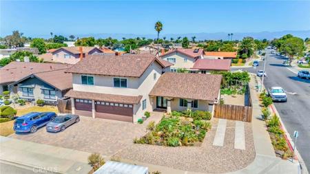 2401 El Portal Way