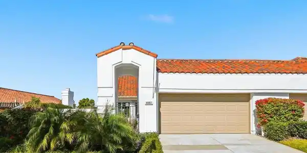 4982 Corinthia Way