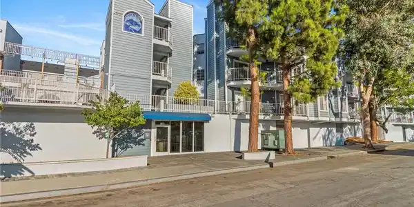 1100 Euclid