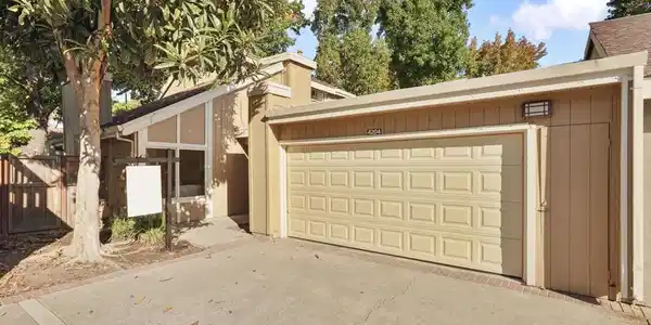 4204 Dubhe Court