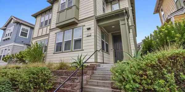 2731 Bungalow Drive