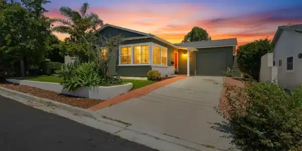 3466 WISTERIA DR