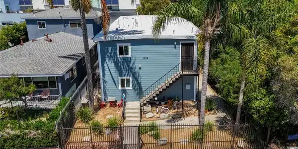 1034 Pleasantview