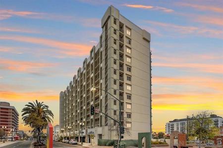 801 NATIONAL CITY BLVD