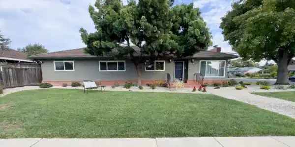 4586 Norris Road