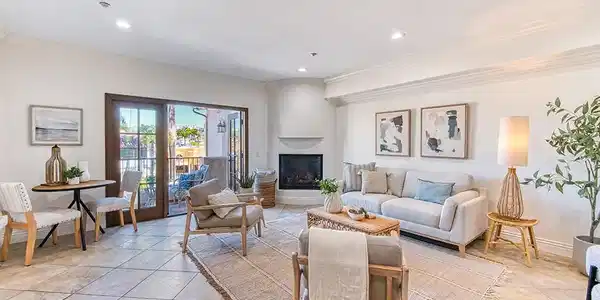 1520 N. El Camino Real