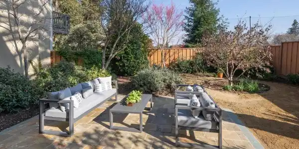 708 University Drive