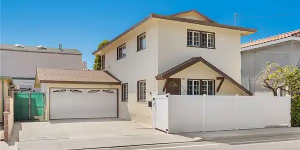 2905 Rindge