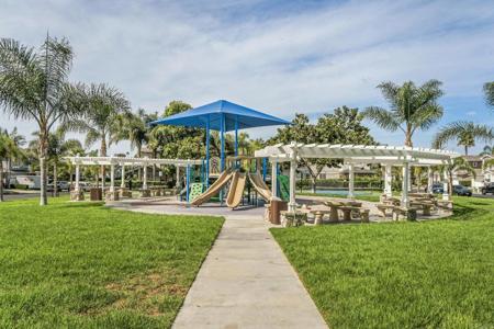 609 Saltgrass Avenue