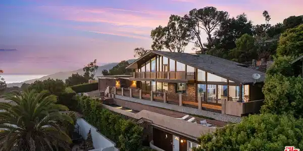 620 Resolano Drive