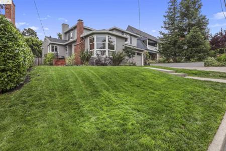 1817 Rosecrest Dr