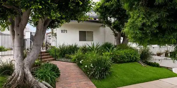 1171 Stanford Street