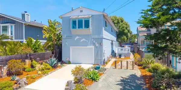 1636 8th Street