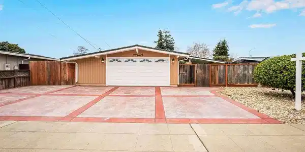 27669 Loyola ave