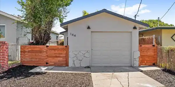 144 S 4th Street