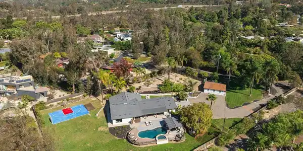 15102 Sun Valley Lane