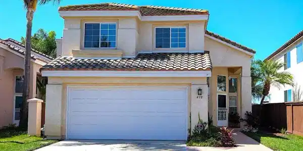 438 Krista Ct