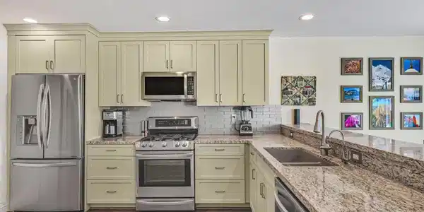 1045 Santa Helena Park Ct