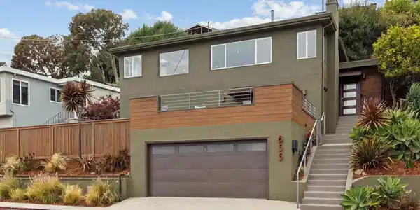 855 Washington