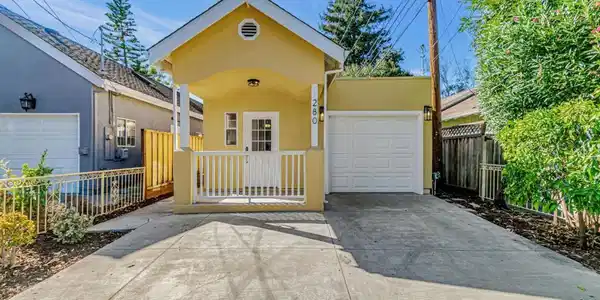 280 College Avenue