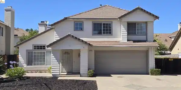 4976 Parkgreen Cir