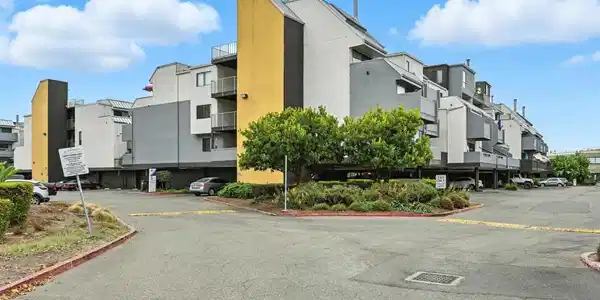 5 Embarcadero