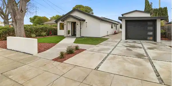 3109 Maddux Drive