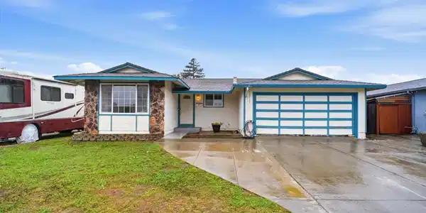 4511 Sandra Ct