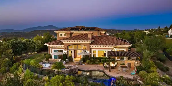 6539 Mesa Norte Dr.