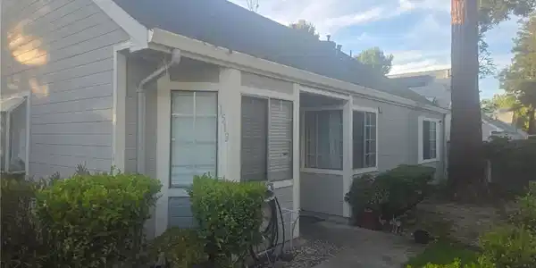 1513 Plymouth Lane