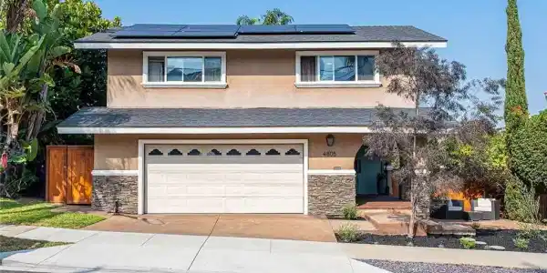 4805 E Colorado