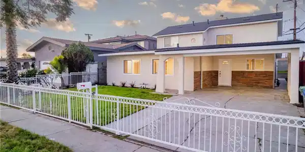 143 W 234th Place
