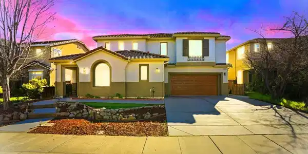 2510 Vallecito Way