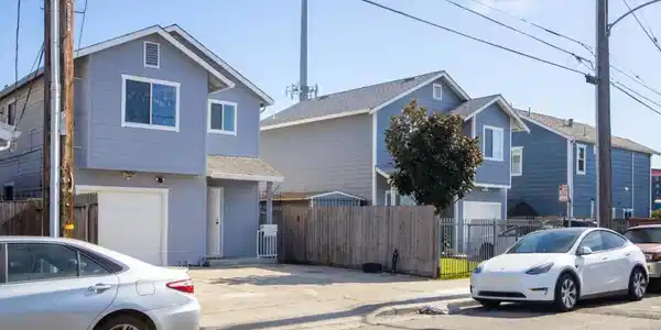816 7th Avenue