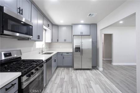 4816 W 134th Place
